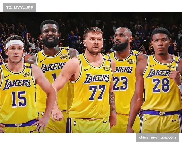 实时：湖人第三节发力反超勇士，胜负关乎西部第七争夺